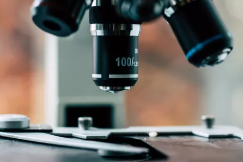 Laboratory microscope