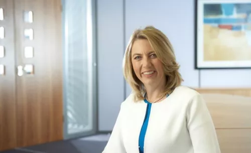 Joellewarrencolourv2 20190517110754638 web