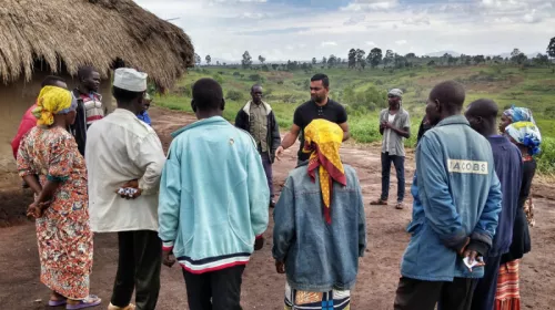Prabu facilitating a Transforming Masculinities session
