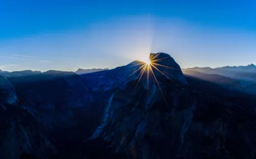 Mountain sunrise for idea magazine theology Hope article Jan 2023