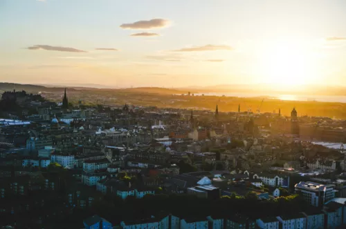 Robert v ruggiero nt A kfs J Qjw unsplash - Edinburgh cityscape